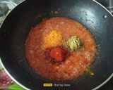 A picture of step 5 of Dahi Bhindi Masala.