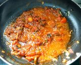 A picture of step 4 of Egg kothu chapati.
