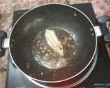 A picture of step 2 of Prawns Birayani.