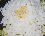 Foto del paso 4 de la receta: Pollo marinado con arroz aromático