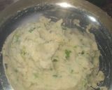 A picture of step 2 of Ragda Patties.