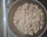 Foto del paso 1 de la receta: Carne de cerdo con tomate