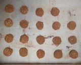 Foto langkah ke 4 dari resep Oatmeal Cookies.