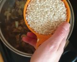 A picture of step 4 of Mushroom risotto.