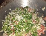 A picture of step 3 of Veg Mayo Frankie.