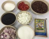 Hình bước làm 2 của món Tôm Xào Kim Hương