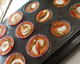 A picture of step 4 of Moin moin cups.