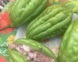 Hình bước làm 2 của món Canh khổ qua hầm