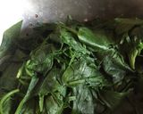 A picture of step 1 of Palak paneer.