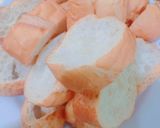 Hình bước làm 1 của món Bánh mì chiên trứng👨‍🍳