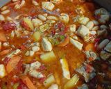 Foto del paso 8 de la receta: Guiso de pollo con porotos y verduras muy sabroso y nuevo cuchillo 🔪