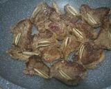 A picture of step 3 of Chinese Stir Fry Black Pepper Beef Ribs 黑椒牛仔骨.