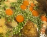 Tárkonyos csirkeragu leves🍲🥕 recept fázis 2 fotója