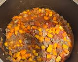 Foto del paso 7 de la receta: Guiso de Lentejas con Roast Beef y salchichas - económica/ low cost