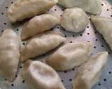 A picture of step 10 of Soya Momos.