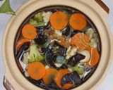Foto langkah ke 5 dari resep Sup Kimlo Jamur kuping.