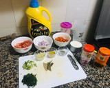 A picture of step 2 of Fish fillet curry.