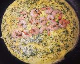Foto del paso 15 de la receta Tortilla descubierta de gambas