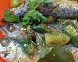 Foto langkah ke 4 dari resep Kembung Tumis Cabai hijau.
