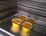 Foto langkah ke 4 dari resep Super Soft Cupcake.