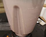 A picture of step 2 of Strawberry Milkshake.