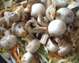 Foto del paso 2 de la receta: Salteado con sobras de asado y vegetales