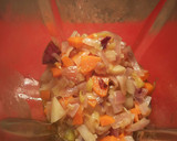 Foto del paso 5 de la receta: Sopa estilo oriente medio, de lentejas pollo y cordero
