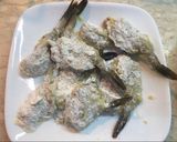 Foto langkah ke 4 dari resep Udang 'Butterfly'.