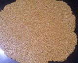 તલ ની ચીકી (Til Chiki Recipe In Gujarati) રેસીપી સ્ટેપ3ફોટો
