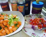 A picture of step 2 of Stir fried veggie bowtie pasta.