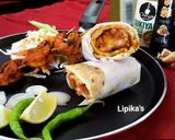 A picture of step 4 of Tandoori prawn rolls.