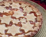 Foto del passaggio 2 della ricetta Crostata di albicocche stellare con frolla di mandorle