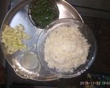A picture of step 1 of Chutney pulao.
