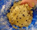 A picture of step 6 of Milky Vanilla Choco Chip Cookies.