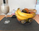 A picture of step 4 of Banana,blue berry and kiwi Smoothie.