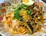 รูปขั้นตอนการทำที่ 9 ของ ก๋วยเตี๋ยวหลอดไก่สับ