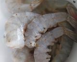 Foto langkah ke 1 dari resep Udang Saus Mentega.
