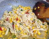 Foto langkah ke 1 dari resep Tumis jagung enoki.