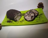 Foto langkah ke 4 dari resep Oreo ice cream roll.