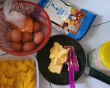 Foto langkah ke 2 dari resep Marmer Cake Labu Kuning.