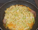 Foto del paso 4 de la receta: Tortilla de bacon y repollo