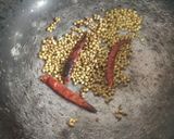 A picture of step 1 of Kadai Paneer.