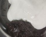 A picture of step 2 of Coffee chocolate mousse with whipped cream.