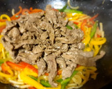Foto del paso 3 de la receta: Carne salteada