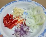 Foto langkah ke 1 dari resep Ca Jamur Shitake, Kancing feat Brokoli Rebus.