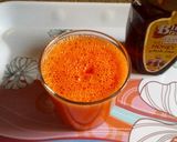 A picture of step 5 of Red Capsicum and Carrot juice.