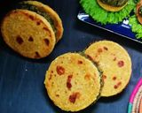 A picture of step 14 of Saag Gosht with Makkai Ki Roti.
