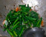 Foto langkah ke 3 dari resep Oseng Kacang Panjang Tempe.