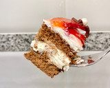 Foto del paso 20 de la receta: Tarta cremosa de chocolate y fresas, “sin gluten”