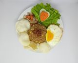 Foto langkah ke 8 dari resep Nasi goreng.